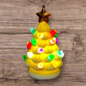 Retro Light Up Christmas Tree White Ornament Wondershop NWT Ceramic